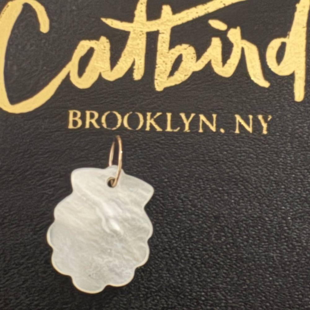 Catbird Summer-Forever Shell Charm- The Summer I Turned Pretty - Picture 13 of 17
